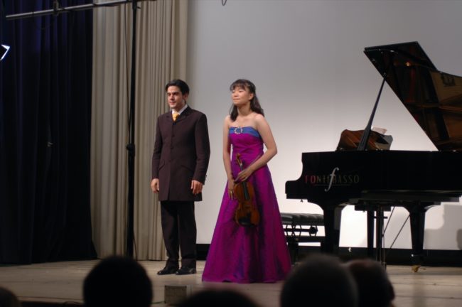 11-08-2004 - Ye Eun Choi e Josè Gallardo - 001