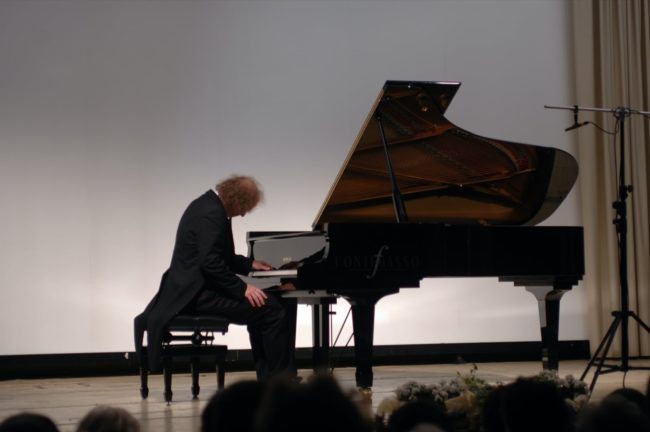 12-08-2004 - Oliver Kern - 005