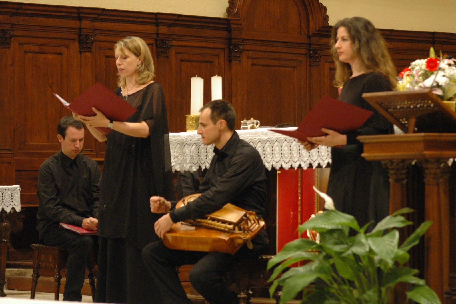 15-08-2005 - "Ensemble Oktoechos" diretto da Lanfranco Menga002 - 