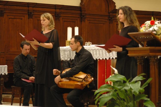 15-08-2005 - "Ensemble Oktoechos" diretto da Lanfranco Menga002 - 